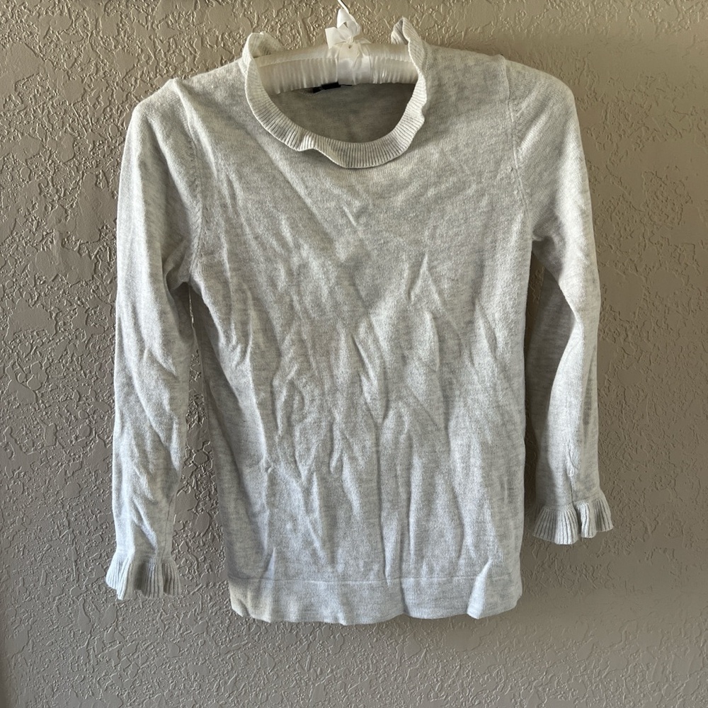 Ann Taylor Factory Light Gray Crew Neck Sweater